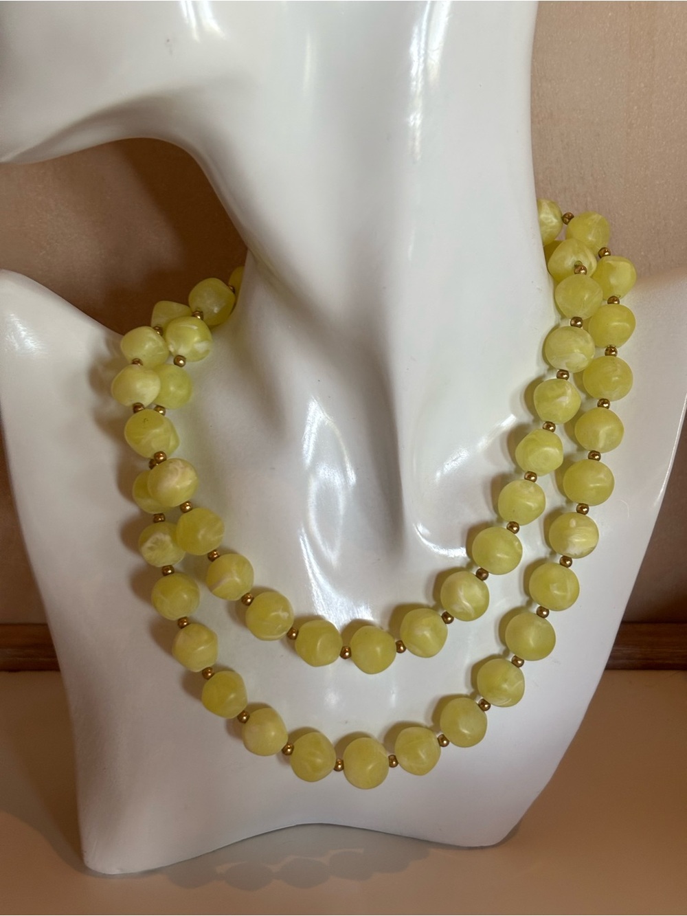 Vintage Double Strand Green Yellow Beaded Necklace | Retro Marbled Lucite Beads